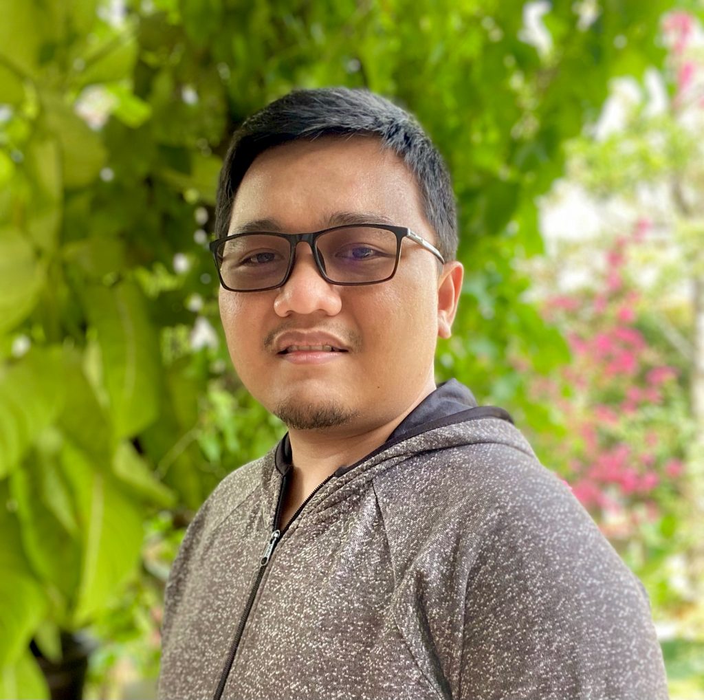AIF Profil Pengajar dan Staff