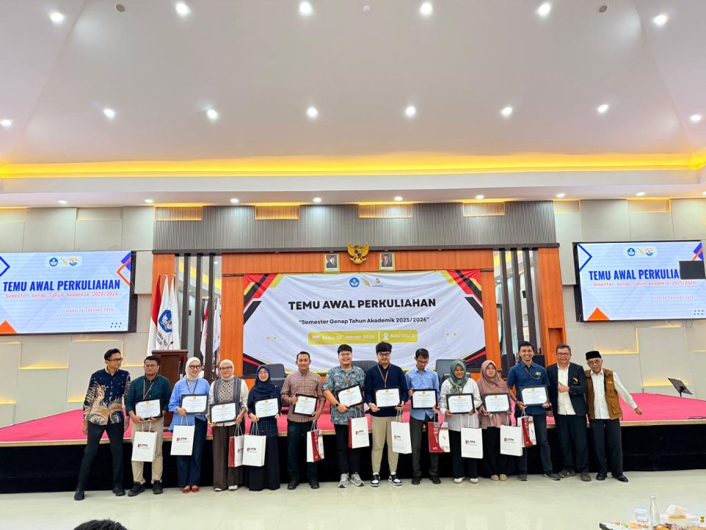 WhatsApp-Image-2026-02-13-at-7.07.04-PM-1024x768 Teknik Geomatika ITERA Berhasil Meraih Penghargaan sebagai Program Studi dengan Jumlah dan Dana Kerja Sama Terbanyak ke-2 pada Tahun 2025