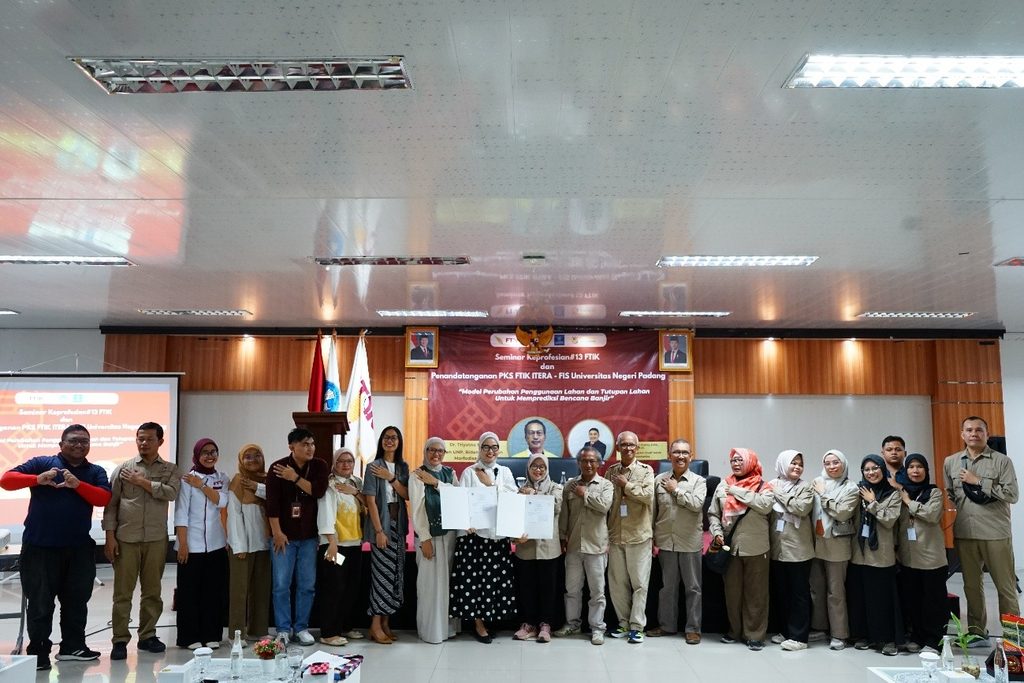b5-3-1024x683 FTIK ITERA Gelar Seminar Keprofesian Bahas Pemodelan Tutupan Lahan untuk Prediksi Bencana Banjir